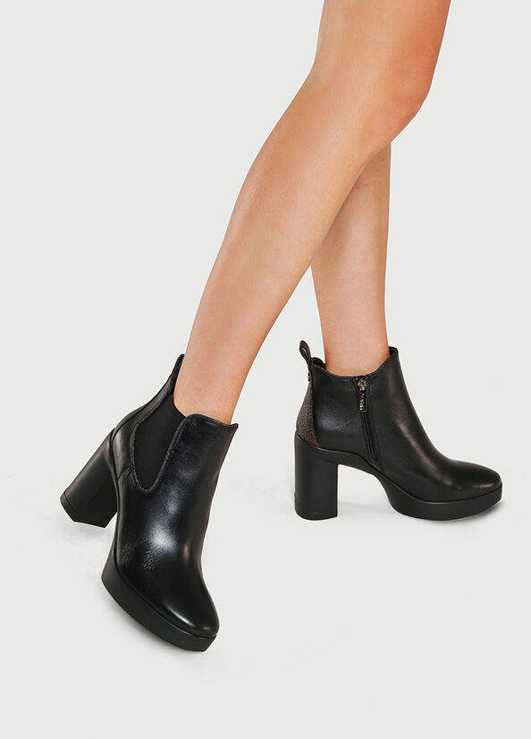 Women's Liu Jo Leather With Monogram Detail Ankle Boots Black | YWO-319782